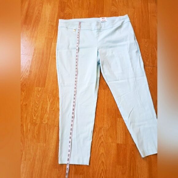 Alfani Tummy-Control Pull-On Skinny Pants sz 24W=44×30 - Picture 9 of 12